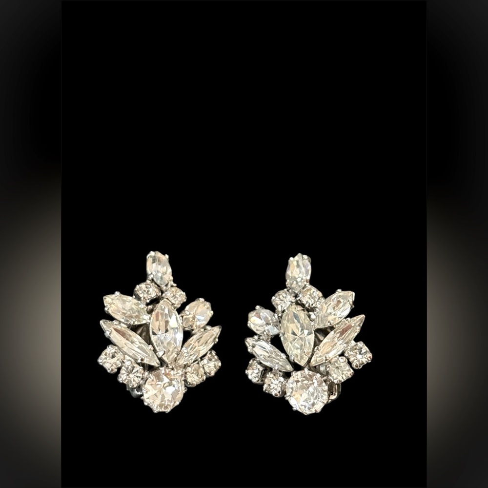 SHERMAN Vintage Rhinestones clip earrings rhodium plated